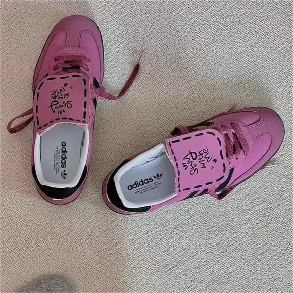 Adidas sneakers for women